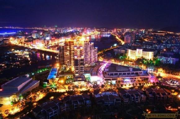 2025香港正版資料免費看，一網(wǎng)打盡最新資訊，香港最新資訊一網(wǎng)打盡，2025正版資料免費看