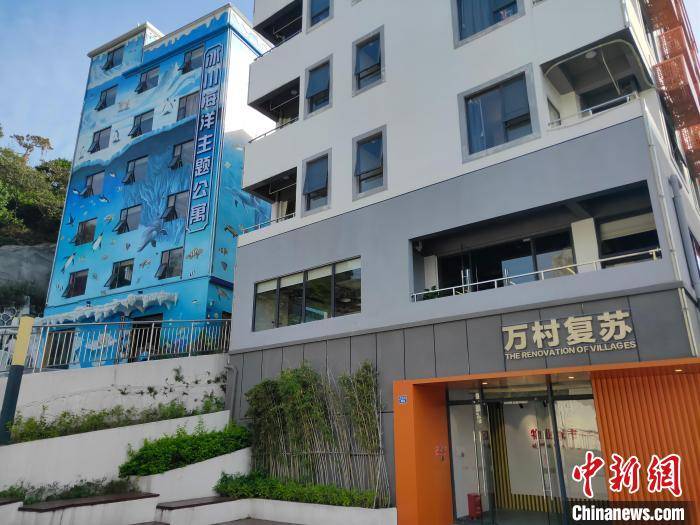 新澳門一碼一肖一特一中水果爺爺?shù)莫毺仫L采，澳門水果爺爺?shù)莫毺仫L采，一碼一肖一特一中展現(xiàn)的魅力